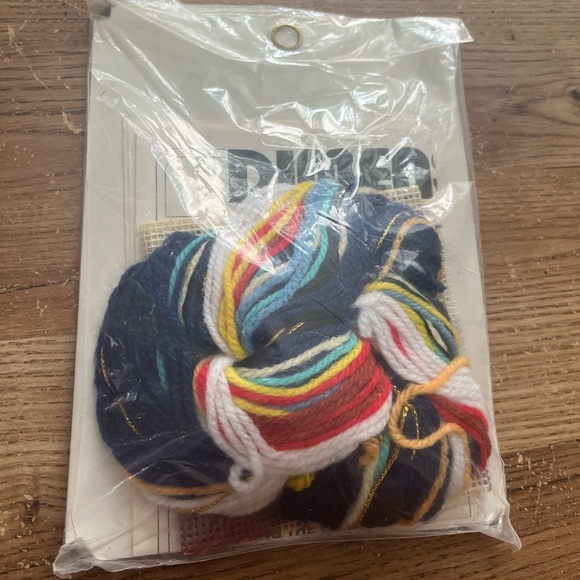 Vintage Dimensions Needle Point Kit Cross Stitch Carousel Horse - Picture 3 of 3